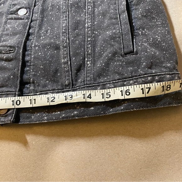 MTv Upstyled LEVIs Denim Jacket with Embroidery Accented Patch - One of A Kind - Picture 11 of 17